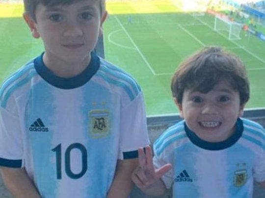 Thiago y Mateo Messi