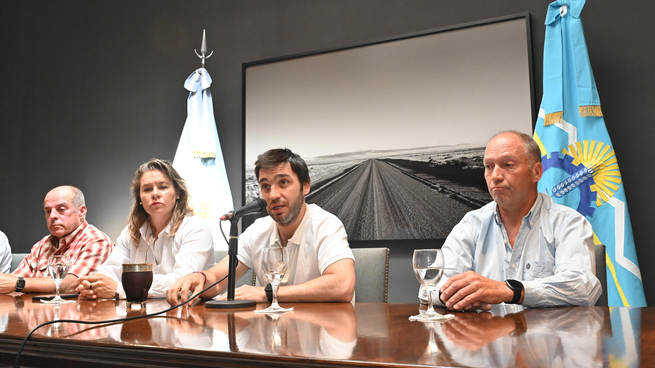 Menos impuestos. El gobernador Ignacio Torres y directivos de la&nbsp; Sociedad Rural del Valle del Chubut.