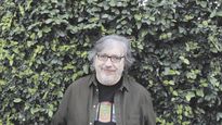 Olguín. “Trato de que no influyan mis opiniones personales en mis libros”.