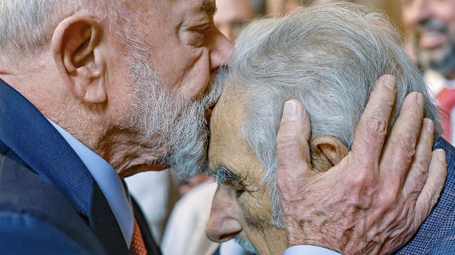 Lula expresó su profundo dolor por la partida de Mujica.