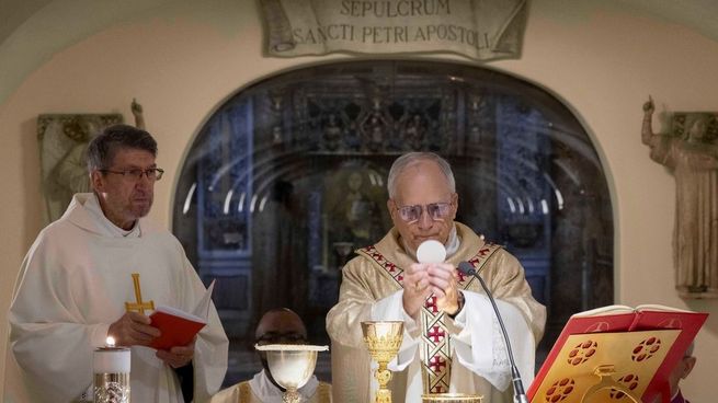 León XIV, en su primer Regina Coeli dese que se convirtió en Sumo Pontífice.
