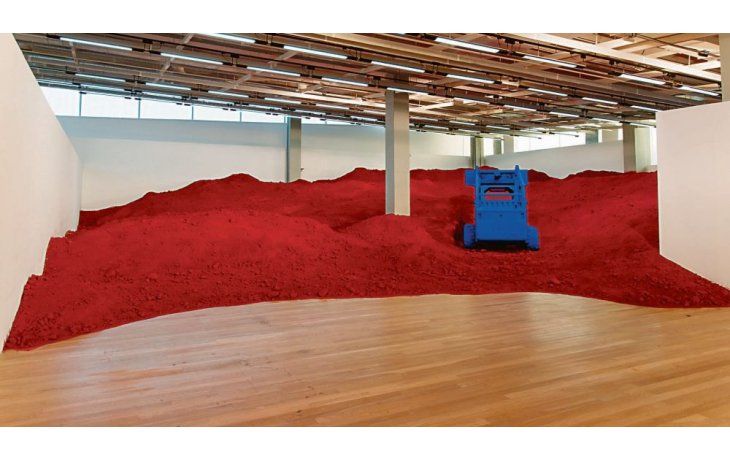 ámbito.com | Anish Kapoor. “Destierro” remite a uno de los dramas más acuciantes de este siglo, la situación de los inmigrantes que escapan de las guerras.