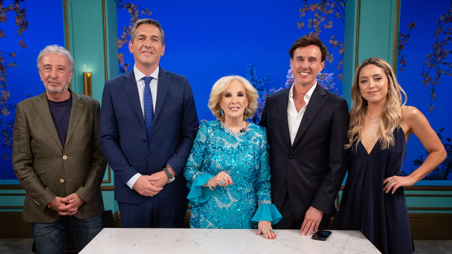 Mirtha Legrand recibió Sofía Martínez, Franco Mercuriali, Eduardo Blanco y Roberto García Moritán.