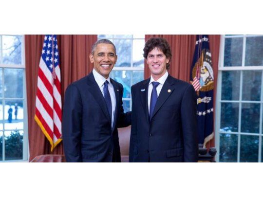 Lousteau difundió a través de redes sociales su foto con Obama.