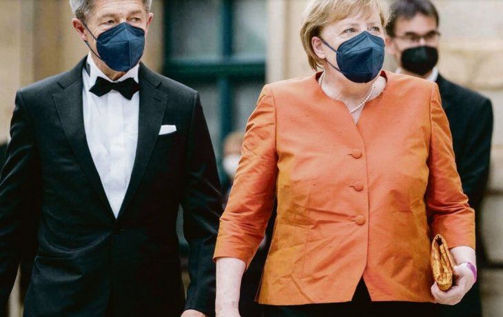 Bayreuth. La canciller Angela Merkel con su esposo, Joachim Sauer.