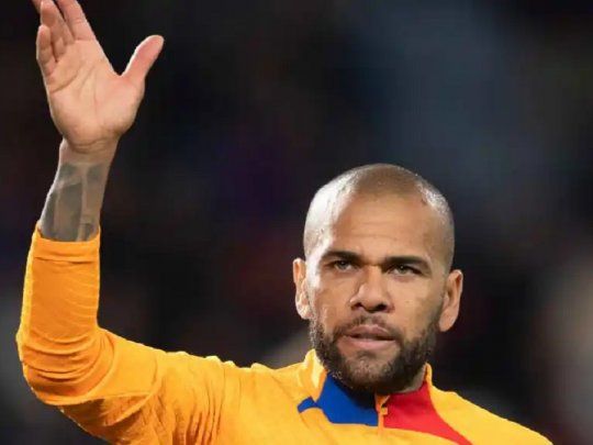 Dani Alves. 