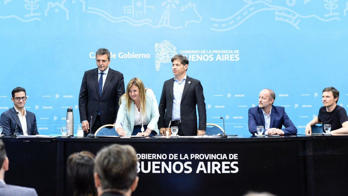 Massa and Kicillof signed an agreement to strengthen the Fair Prices program