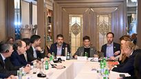 El gobernador busca inversiones para la Provincia de Buenos Aires con referentes de sectores estratégicos.