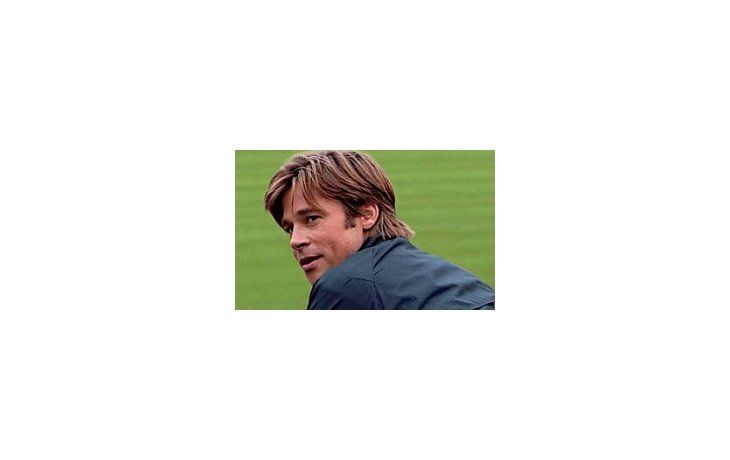 Brad Pitt encarna al director de un equipo de béisbol.