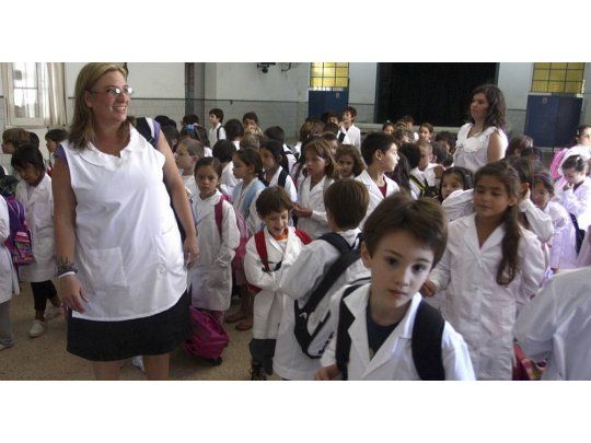 Los chicos podr{an volver a clases tras los comicios.