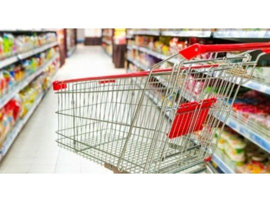 Según un relevamiento de precios de la consultora Ecolatina para ámbito.com, a enero de 2017, el kilo de pan francés aumentó un 33,7% interanual. Teniendo en cuenta la suba de febrero, el aumento fue del 70% interanual.