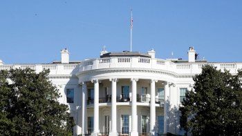El Departamento de Justicia de Estados Unidos calificó el tiroteo ocurrido el sábado cerca de la Casa Blanca como un intento de asesinato contra Trump.