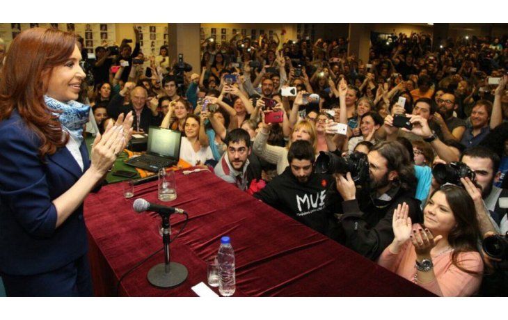 La mano viene para bastones muy largos
