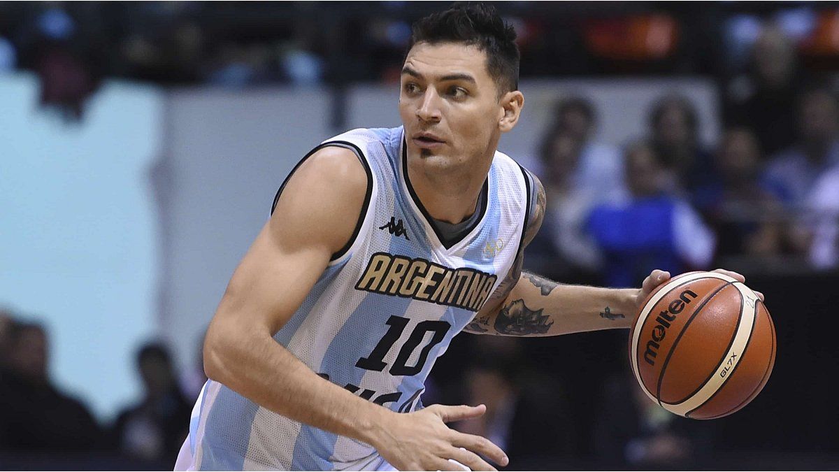 Carlos Delfino, one of the referents of Argentine basketball, announced his retirement at 43