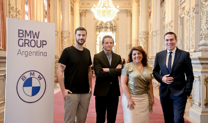 From left To the right: Leuco, Larregina, Dip and Barili, in the Golden Room of the Teatro Colón From left To the right: Leuco, Larregina, Dip and Barili, in the Golden Room of the Teatro Colón