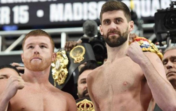 canelo alvarez demolio a fielding y se quedo con el titulo supermediano amb