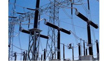 Gobierno insiste con traspaso de eléctricas, pero la Ciudad ya anunció que no aceptará