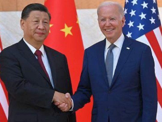Xi Jinping y Joe Biden en Bali.&nbsp;&nbsp;