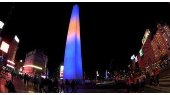 El Obelisco se vestirá de azul y amarillo durante la noche.