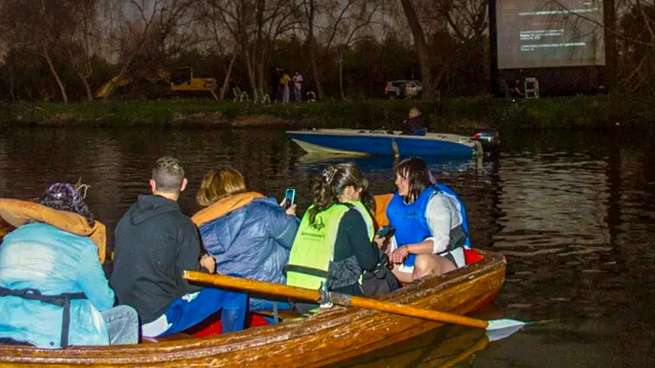 Una nueva edición del Festival de Cine de Ensenada, con proyecciones en el río.