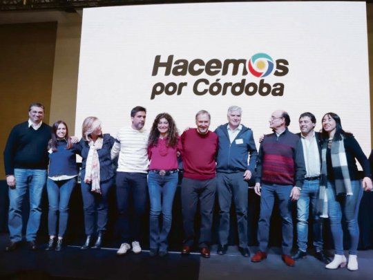 Postales. Juan Schiaretti oficializó la lista corta para Córdoba