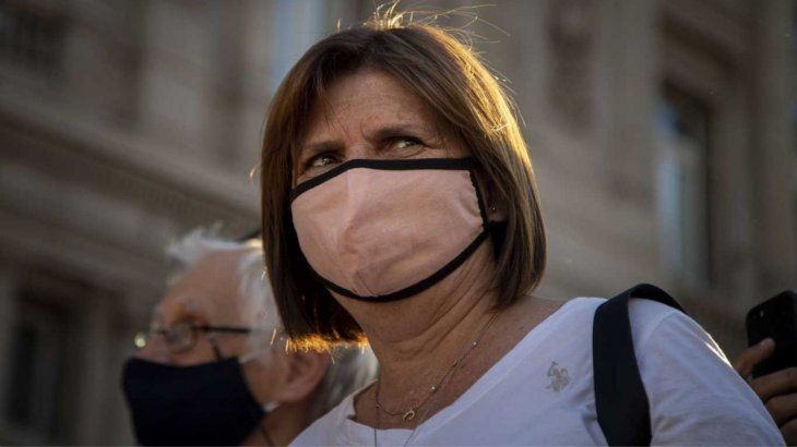 la-presidenta-del-pro-patricia-bullrich-defendio-al-expresidente-mauricio-macri-quien-se-vacuno-miam