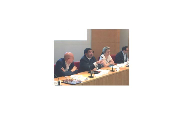Comunidad internacional debe prohibir cuentas bancarias opacas
