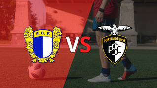 Famalicão empató 2-2 ante Portimonense con doblete de Jhonder Cádiz