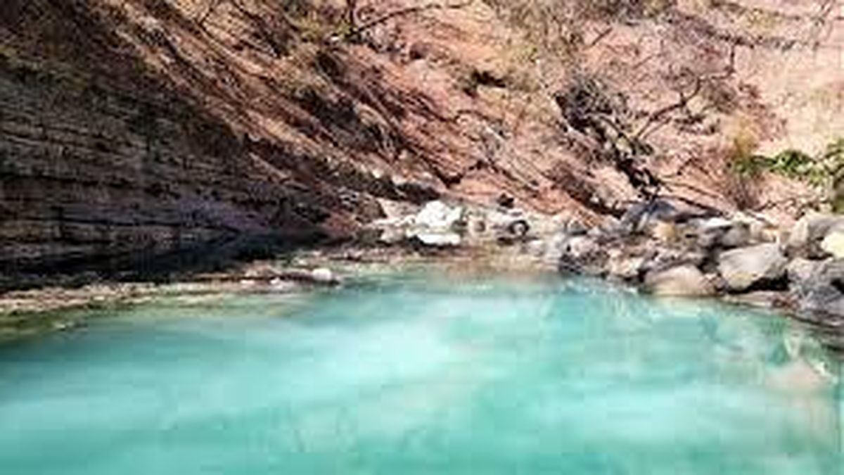 You cannot miss it: the ideal hot springs to rest with the best views of Argentina