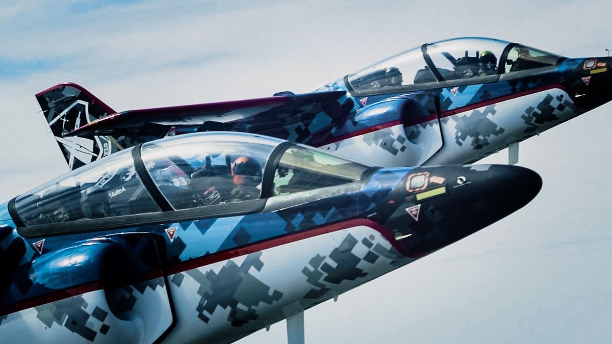 Crecen las versiones sobre la salida de Julio Manco de la Fábrica Argentina de Aviones tras una asamblea sin definiciones