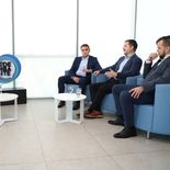 Cómo afecta la situación global a la industria fue el eje del tercer panelde Ámbito Debate sobre Riesgos y Seguros. Cómo afecta la situación global a la industria fue el eje del tercer panelde Ámbito Debate sobre Riesgos y Seguros.