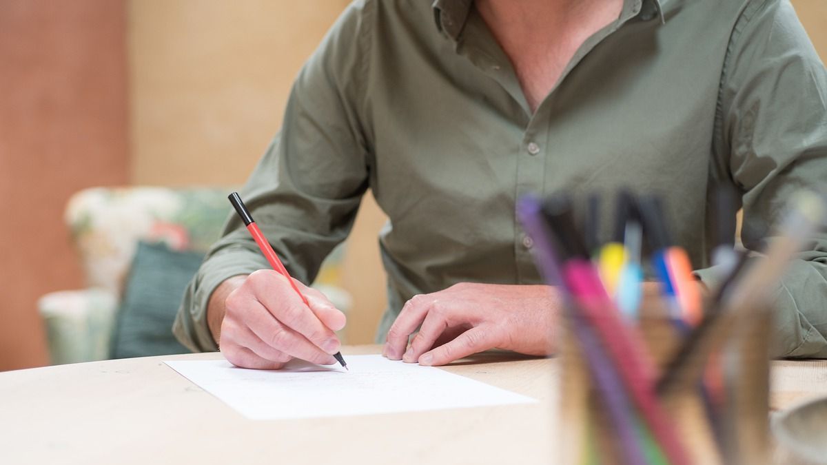 What does it mean to get my tongue when I write? This revealed psychology