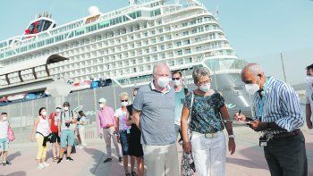Regreso. Después de 15 meses, un crucero llegó a Málaga, en lo que marca el regreso de la actividad. Los pasajeros pueden bajar a tierra pero en burbujas.