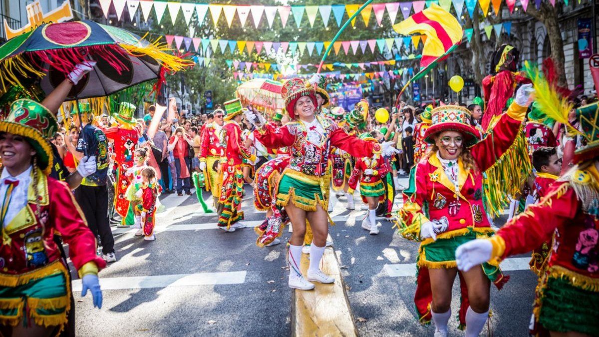 Último Fin De Semana De Carnaval En CABA: Cuándo Y Dónde Se Ubicarán ...