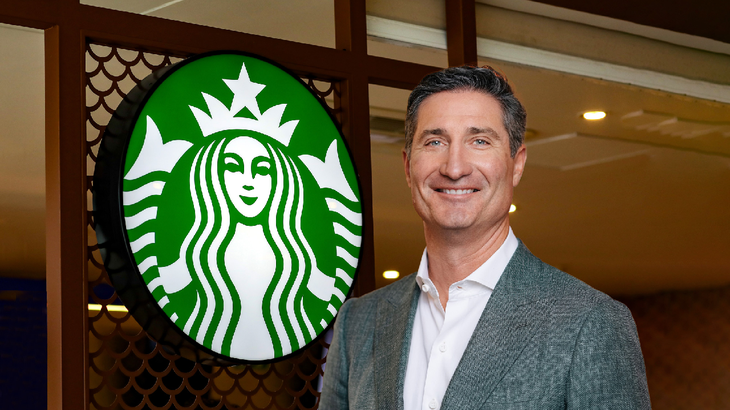 El exitoso CEO de Starbucks que recondujo a la empresa y obtuvo ganancias de millones de dólares. El exitoso CEO de Starbucks que recondujo a la empresa y obtuvo ganancias de millones de dólares.