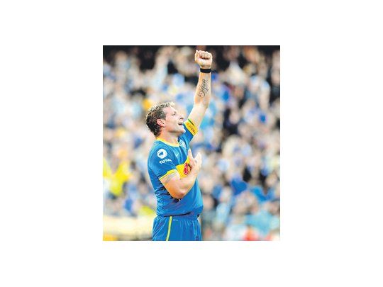 Martín Palermo y su agradecimiento a la hinchada de Boca. Martín reiteró que se retira al fin del Clausura, a pesar del pedido de Falcioni para seguir hasta fin de año.