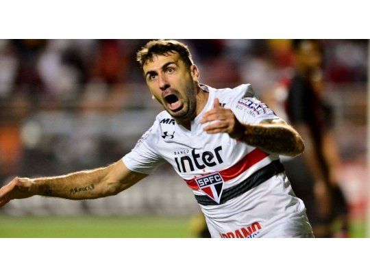 Pratto aseguró hace un tiempo que lo seduce jugar en River.