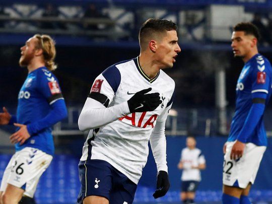 FA Cup. Erik Lamela marcó un gol para Tottenham, que fue eliminado por Everton en un partidazo.