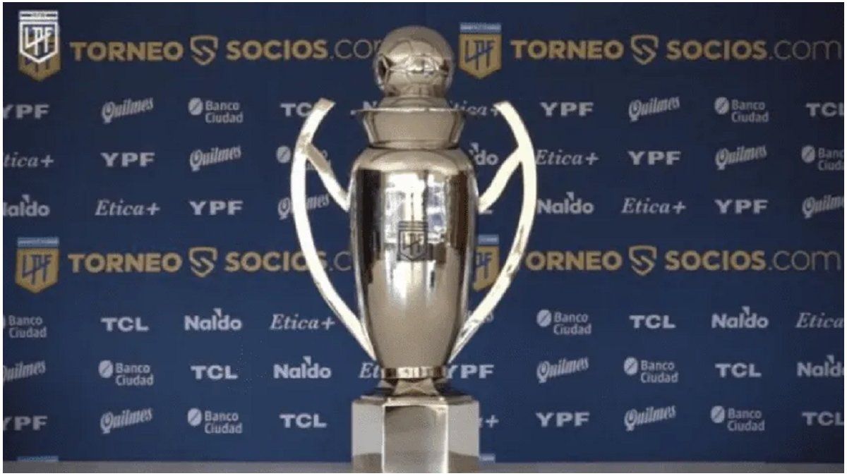 Without football: Why is this weekend play the Clausura tournament?