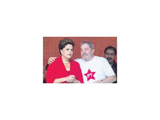 Punto a favor de Dilma Rousseff: las primeras mediciones establecen que la economía brasileña tuvo un repunte por los ingresos derivados del Mundial.