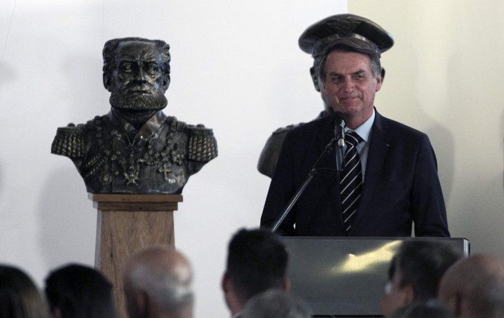 Bolsonaro quiere proteger a policías por hechos ocurridos en servicio