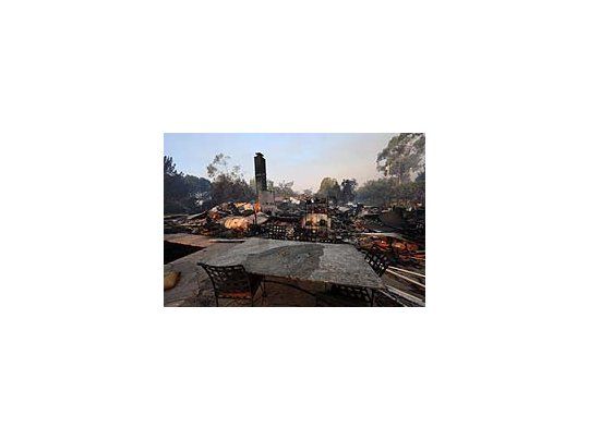 Varias casas han sido arrasadas por el fuego