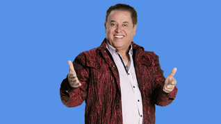 Mario Bezares.