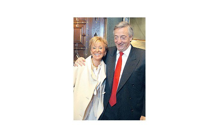 ámbito.com | María Teresa Fernández de la Vega junto a Néstor Kirchner.