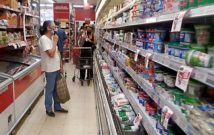 canasta basica subio menos que la inflacion por primera vez en 6 meses y una familia necesito $58.000 para no ser pobre