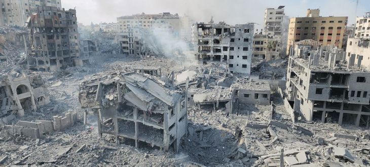 El ataque israelí en el barrio de Rimal dejó muertos, heridos y daños en un edificio residencial. El ataque israelí en el barrio de Rimal dejó muertos, heridos y daños en un edificio residencial.