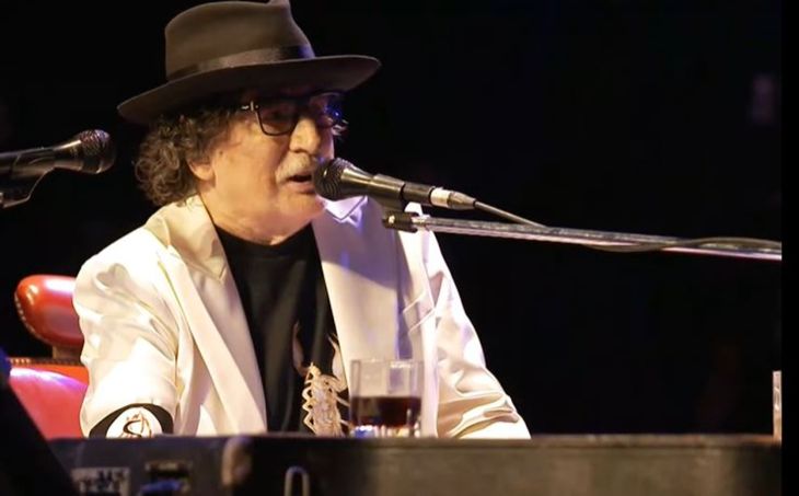Charly García was hospitalized for a burn on his leg