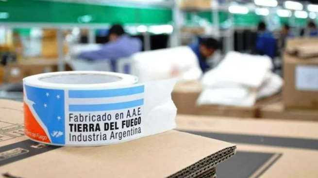 El Gobierno le declara la guerra a la Industria Argentina.