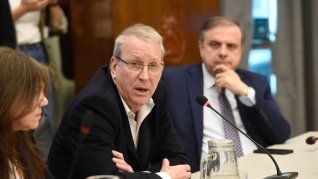 Carlos Pirovano afirmó que en la subasta de CineAr se buscará garantizar su continuidad. Carlos Pirovano afirmó que en la subasta de CineAr se buscará garantizar su continuidad.