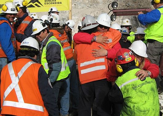 Chile: se retrasó un día el rescate de los mineros y será el miércoles (foto 2)